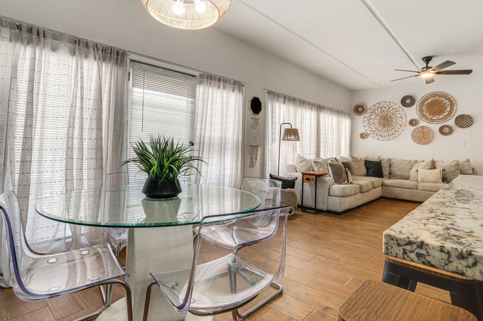 Luxe South Padre Condo With Pool - Walk To Beach! Саут Падре Алънд Екстериор снимка