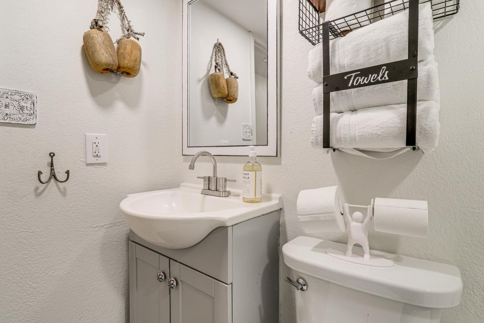Luxe South Padre Condo With Pool - Walk To Beach! Саут Падре Алънд Екстериор снимка